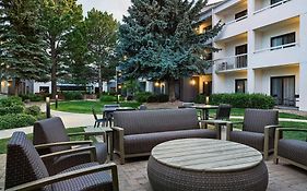 Courtyard By Marriott Boulder